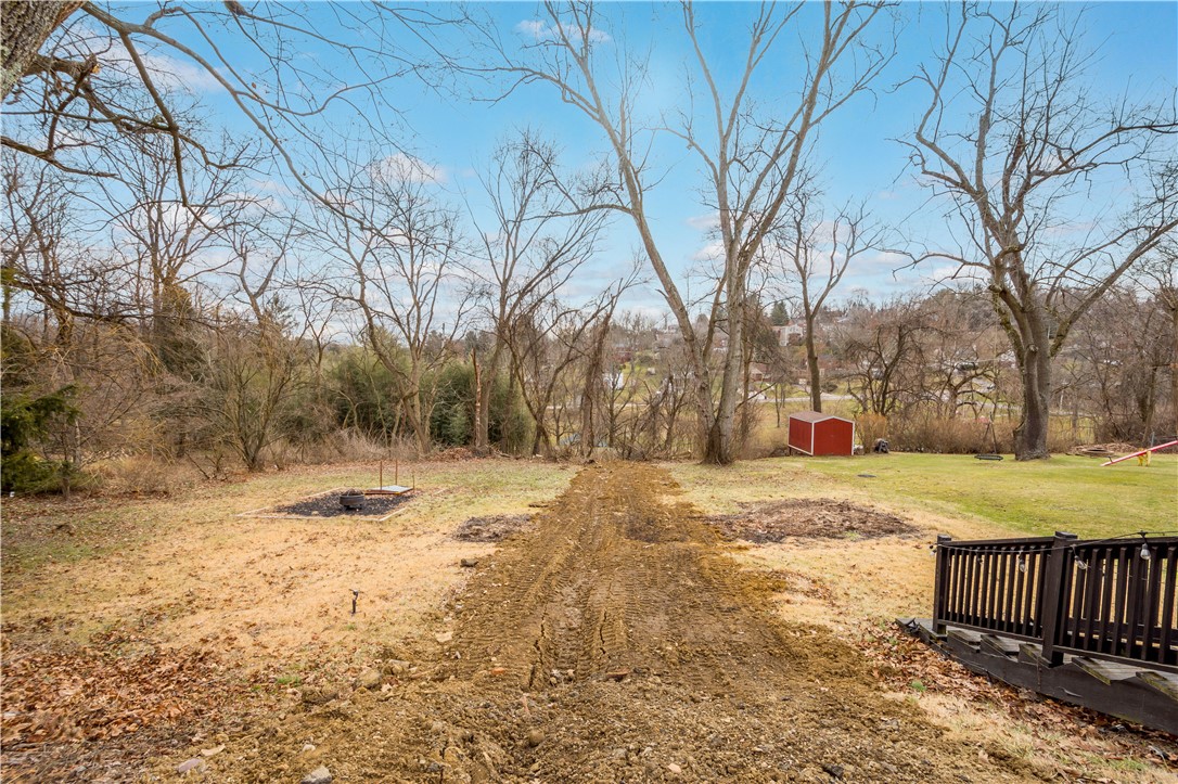 Upper St. Clair, Pennsylvania 15241, United States, 3 Bedrooms Bedrooms, ,4 BathroomsBathrooms,Residential,Pending,8389