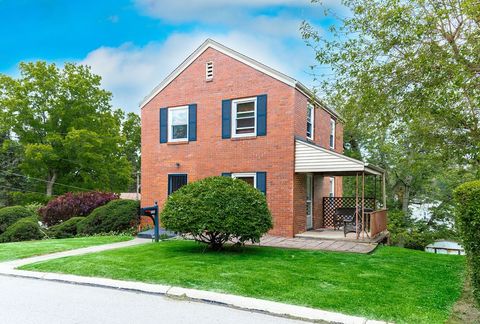 3264 Shadyway Dr Brentwood PA 15227