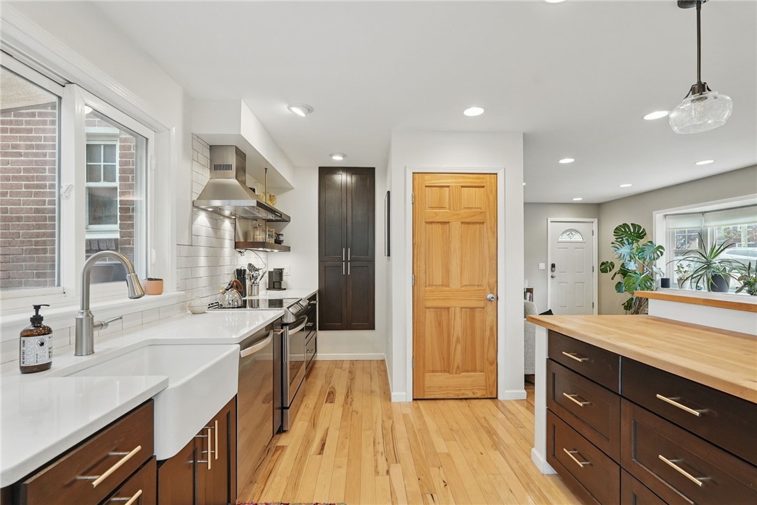 Stanton Heights, Pennsylvania 15201, United States, 3 Bedrooms Bedrooms, ,2 BathroomsBathrooms,Residential,Active,121633