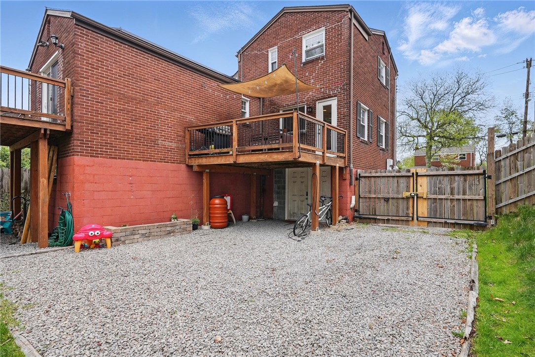 Stanton Heights, Pennsylvania 15201, United States, 3 Bedrooms Bedrooms, ,2 BathroomsBathrooms,Residential,Active,121633