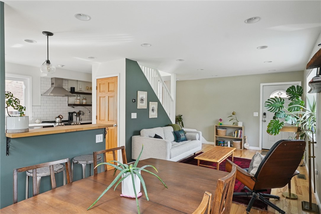 Stanton Heights, Pennsylvania 15201, United States, 3 Bedrooms Bedrooms, ,2 BathroomsBathrooms,Residential,Active,121633