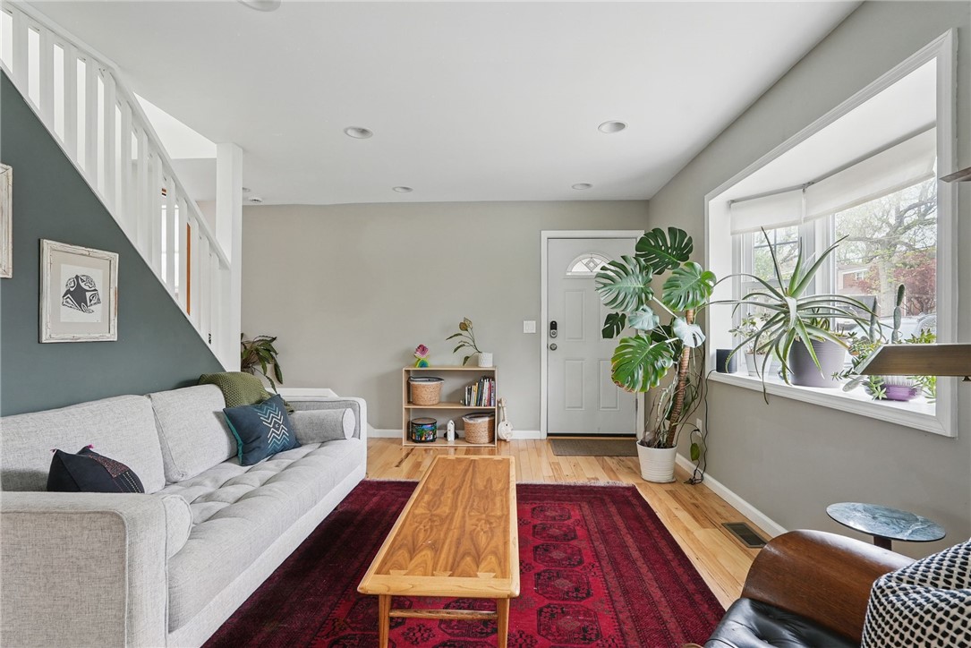 Stanton Heights, Pennsylvania 15201, United States, 3 Bedrooms Bedrooms, ,2 BathroomsBathrooms,Residential,Active,121633