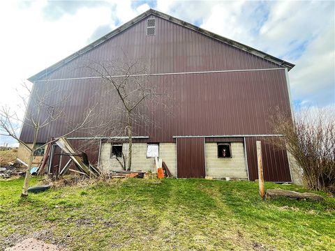 Farm in Brothersvalley Twp PA 219 Townhill Road Rd 41.jpg