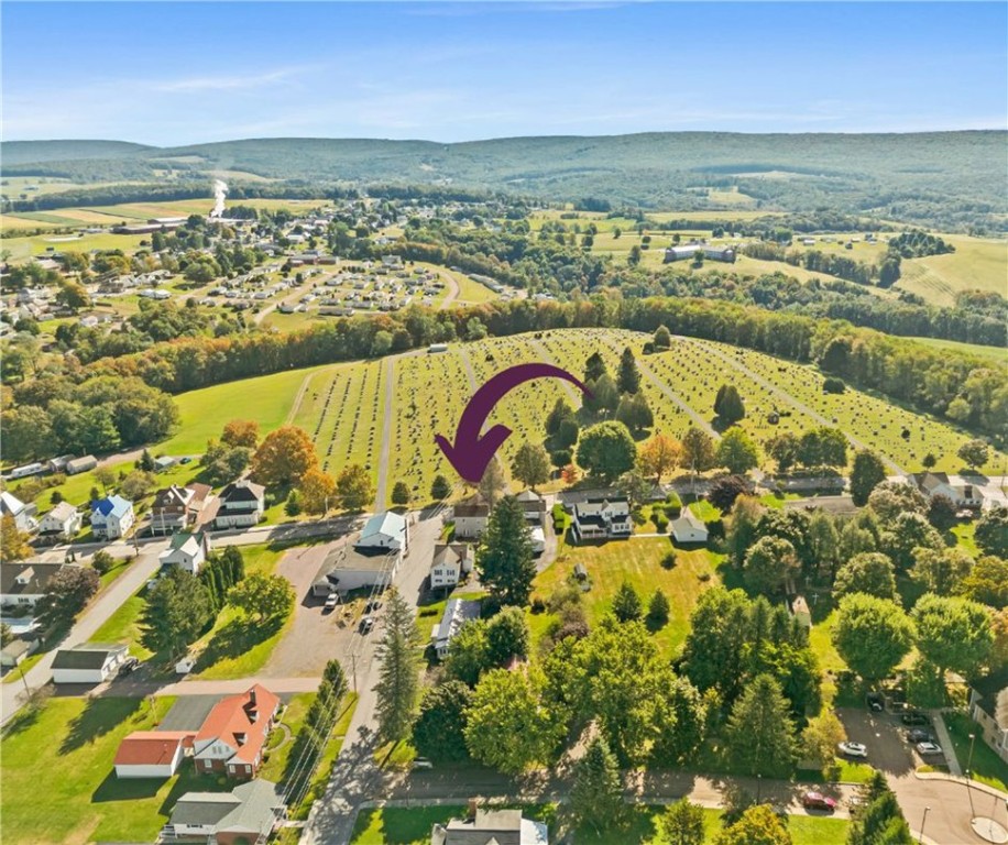 Berlin, Pennsylvania 15530, United States, 3 Bedrooms Bedrooms, ,1 BathroomBathrooms,Residential,Contingent,206484