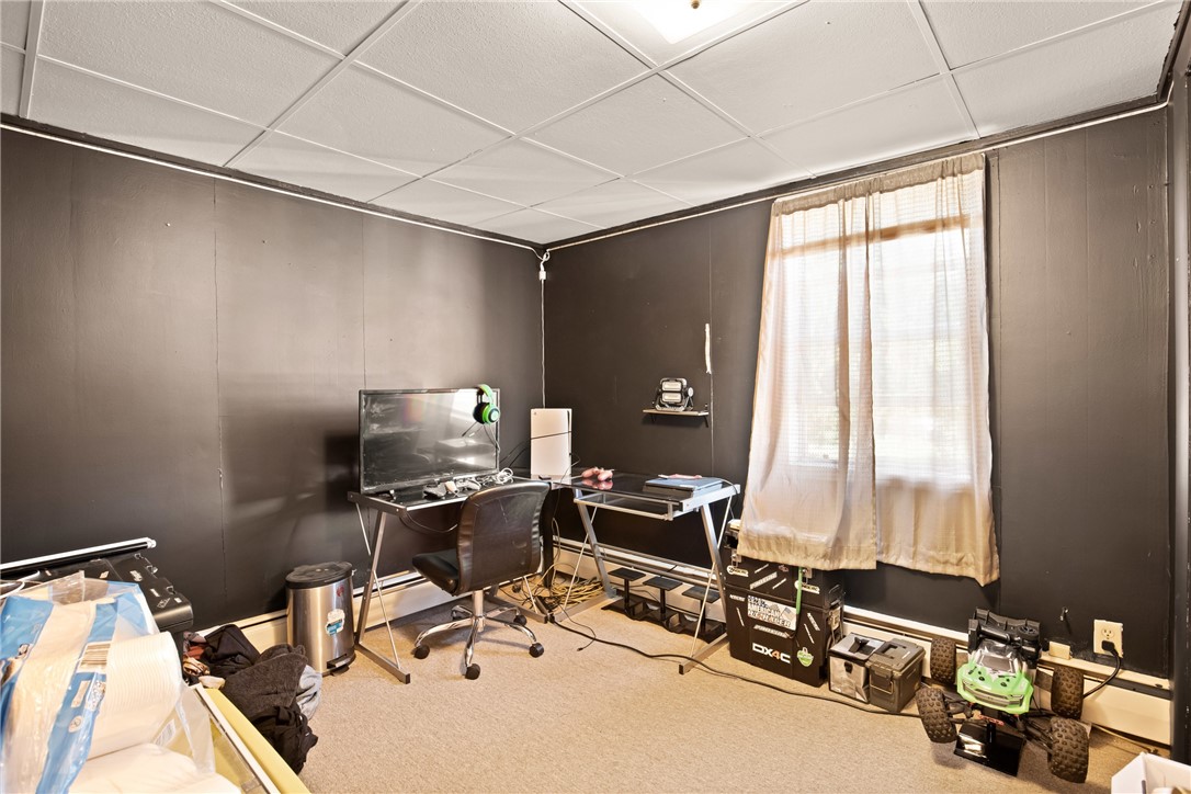 Berlin, Pennsylvania 15530, United States, 3 Bedrooms Bedrooms, ,1 BathroomBathrooms,Residential,Contingent,206484