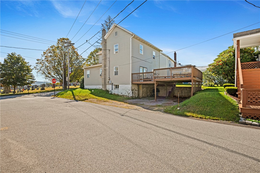 Berlin, Pennsylvania 15530, United States, 3 Bedrooms Bedrooms, ,1 BathroomBathrooms,Residential,Contingent,206484