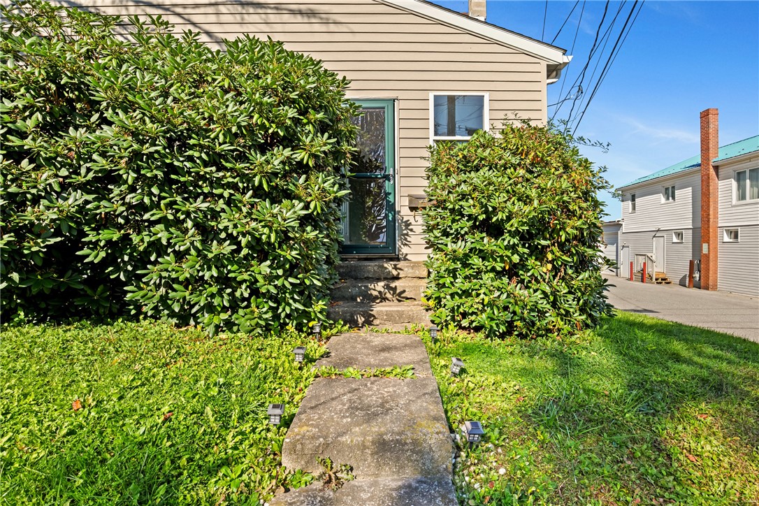 Berlin, Pennsylvania 15530, United States, 3 Bedrooms Bedrooms, ,1 BathroomBathrooms,Residential,Contingent,206484