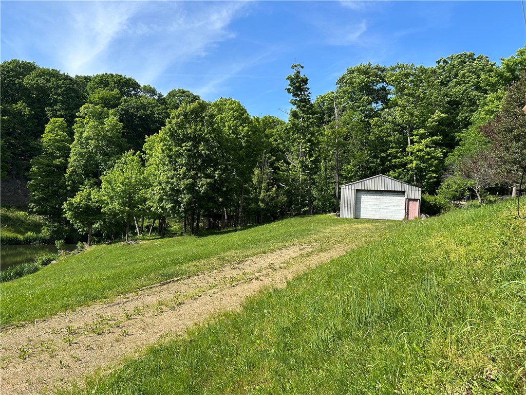 170 Clarks Hollow Rd