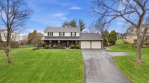 Photo of 2579 Matterhorn Dr, Wexford, PA 15090 (MLS # 1747244)