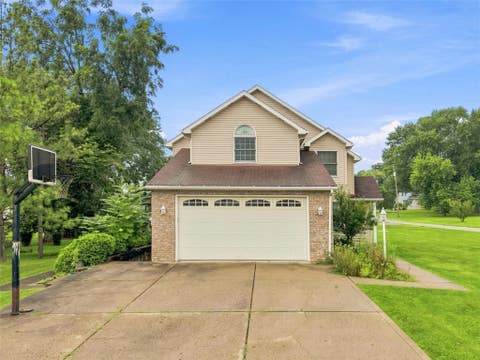 Homes For Sale - 200 1st St St<br/> Beaver County, Freedom, PA 15042