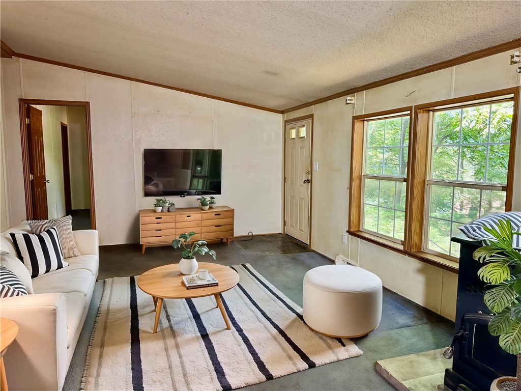 Forward Twp, Pennsylvania 16033, United States, 3 Bedrooms Bedrooms, ,3 BathroomsBathrooms,Residential,Active,189723