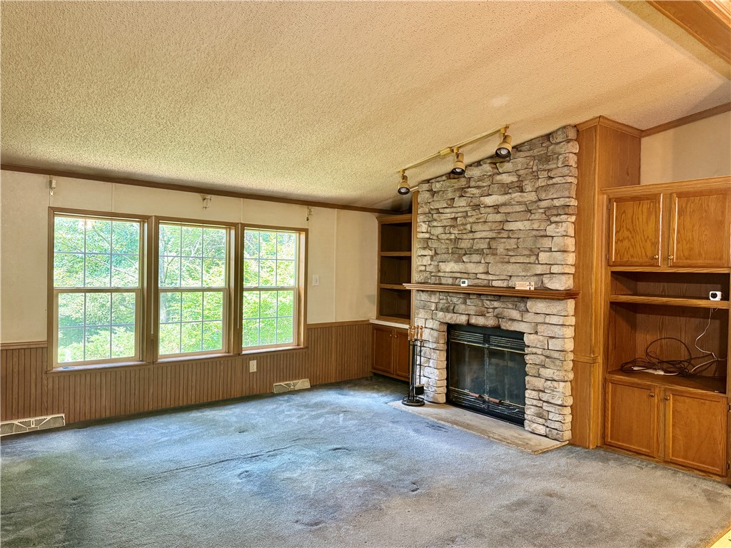 Forward Twp, Pennsylvania 16033, United States, 3 Bedrooms Bedrooms, ,3 BathroomsBathrooms,Residential,Active,189723