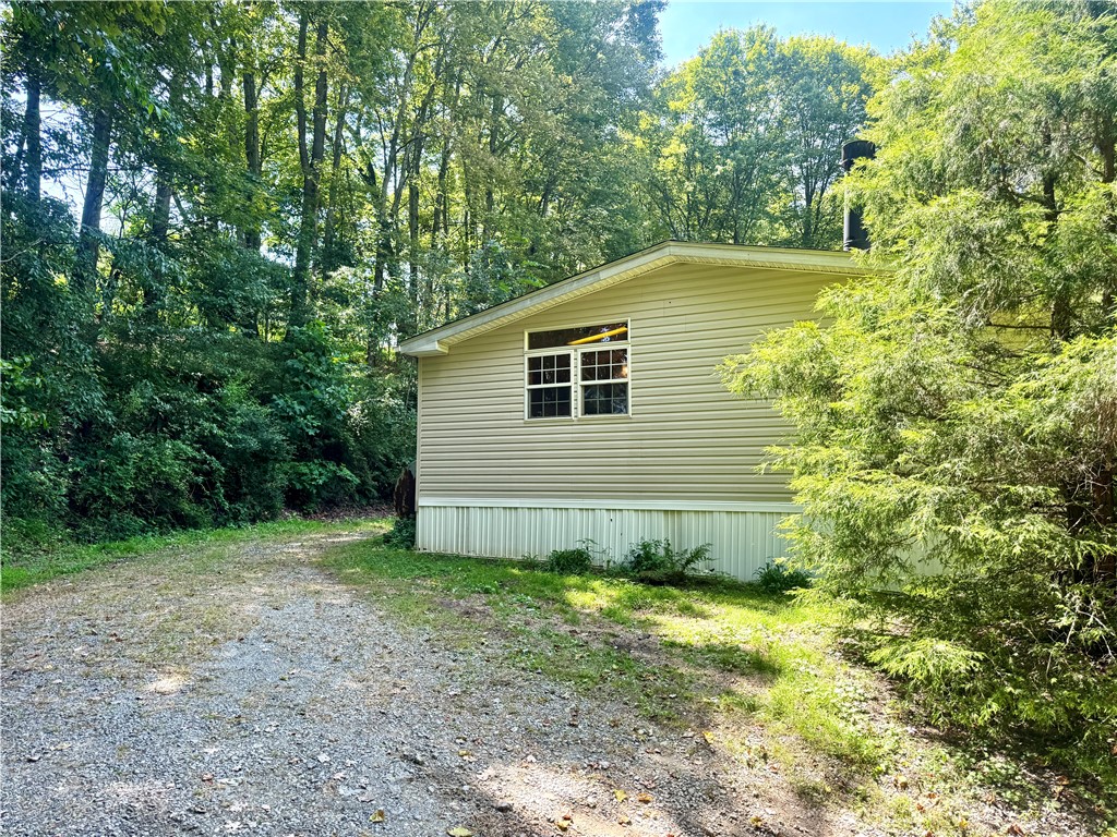 Forward Twp, Pennsylvania 16033, United States, 3 Bedrooms Bedrooms, ,3 BathroomsBathrooms,Residential,Active,189723