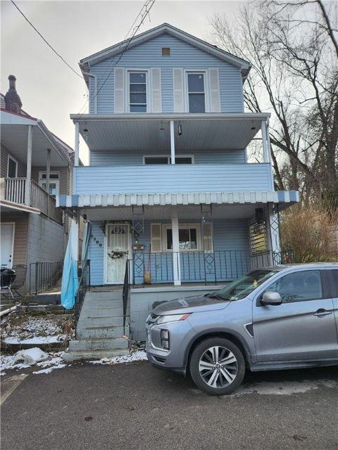 Photo of 5388 Warble St, Pittsburgh, PA 15224 (MLS # 1737415)