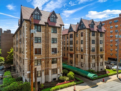 Photo for 166 N Dithridge Street 3E