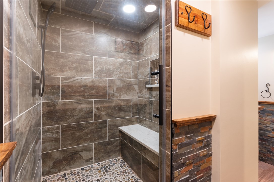 Dormont, Pennsylvania 15216, United States, 4 Bedrooms Bedrooms, ,2 BathroomsBathrooms,Residential,Contingent,129430