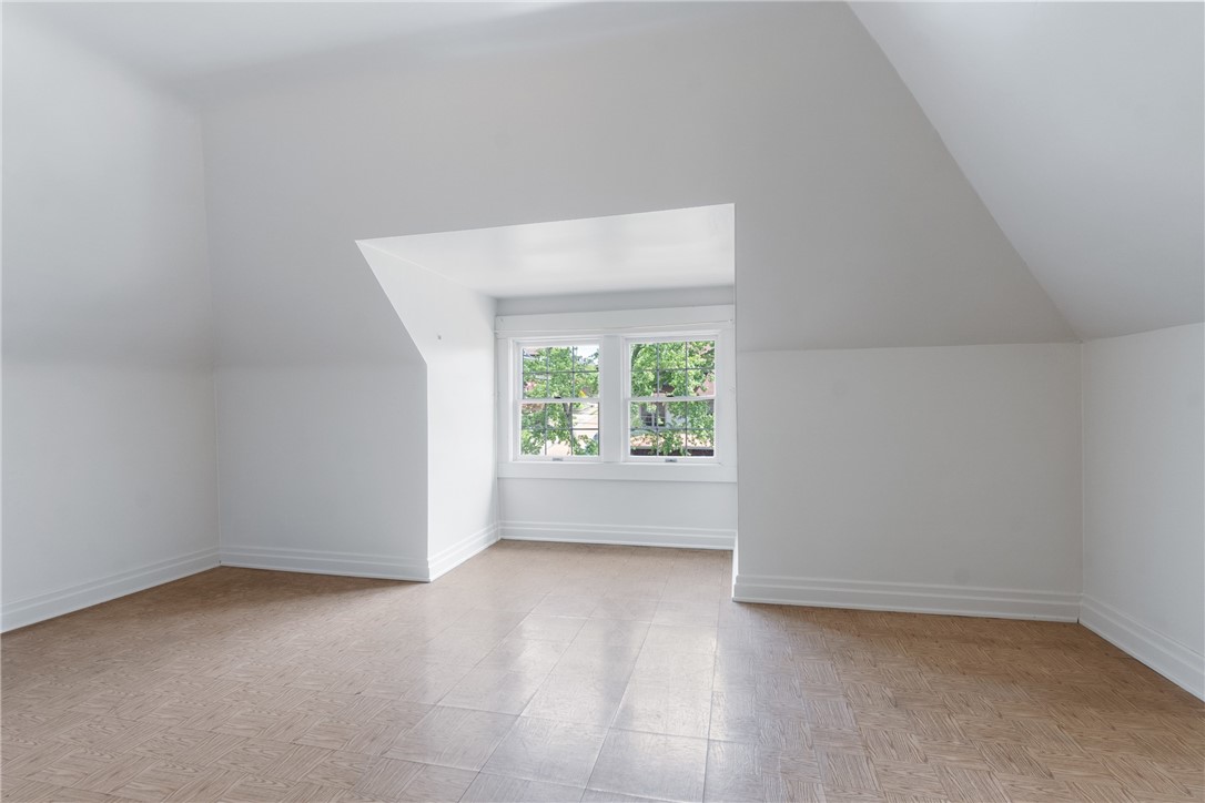 Dormont, Pennsylvania 15216, United States, 4 Bedrooms Bedrooms, ,2 BathroomsBathrooms,Residential,Contingent,129430