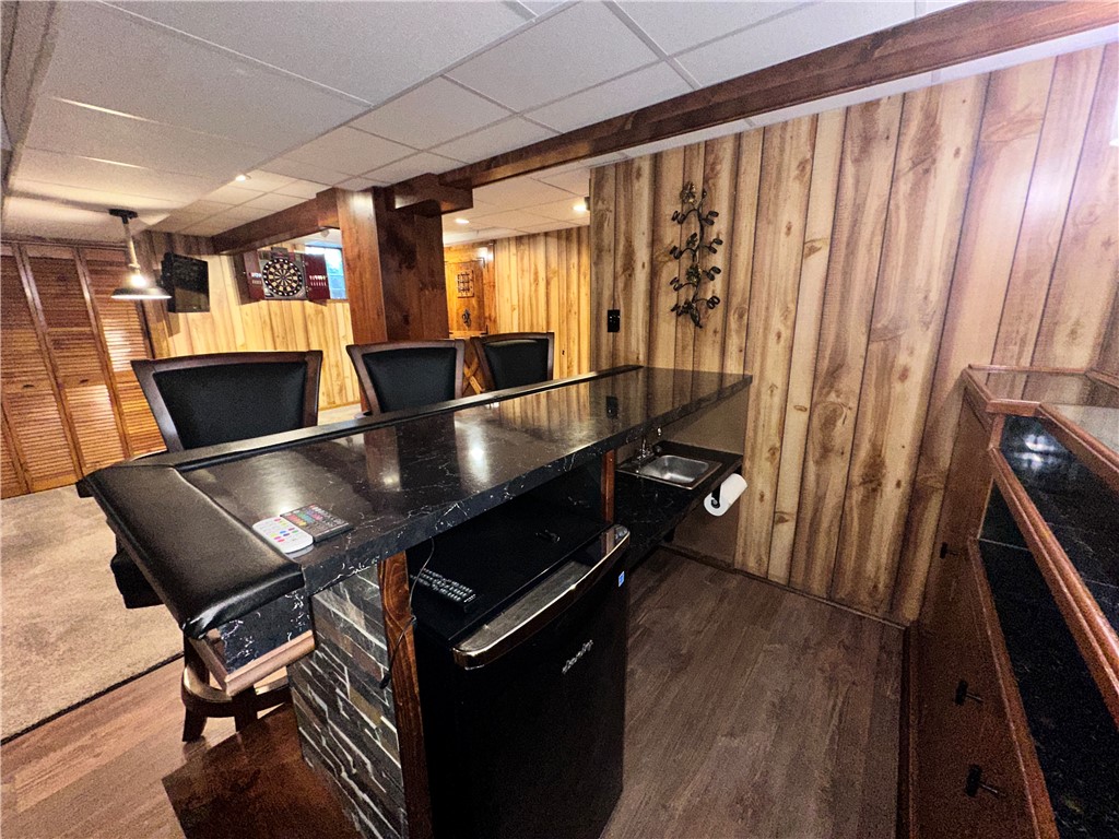 Dormont, Pennsylvania 15216, United States, 4 Bedrooms Bedrooms, ,2 BathroomsBathrooms,Residential,Contingent,129430