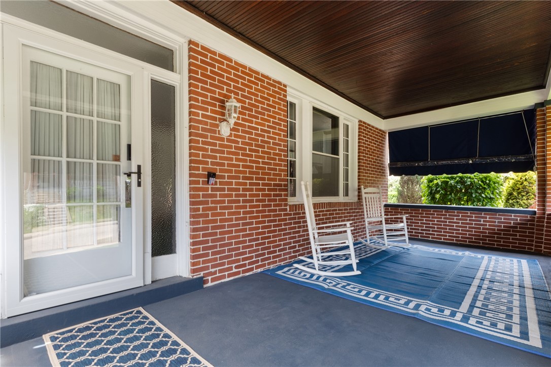 Dormont, Pennsylvania 15216, United States, 4 Bedrooms Bedrooms, ,2 BathroomsBathrooms,Residential,Contingent,129430