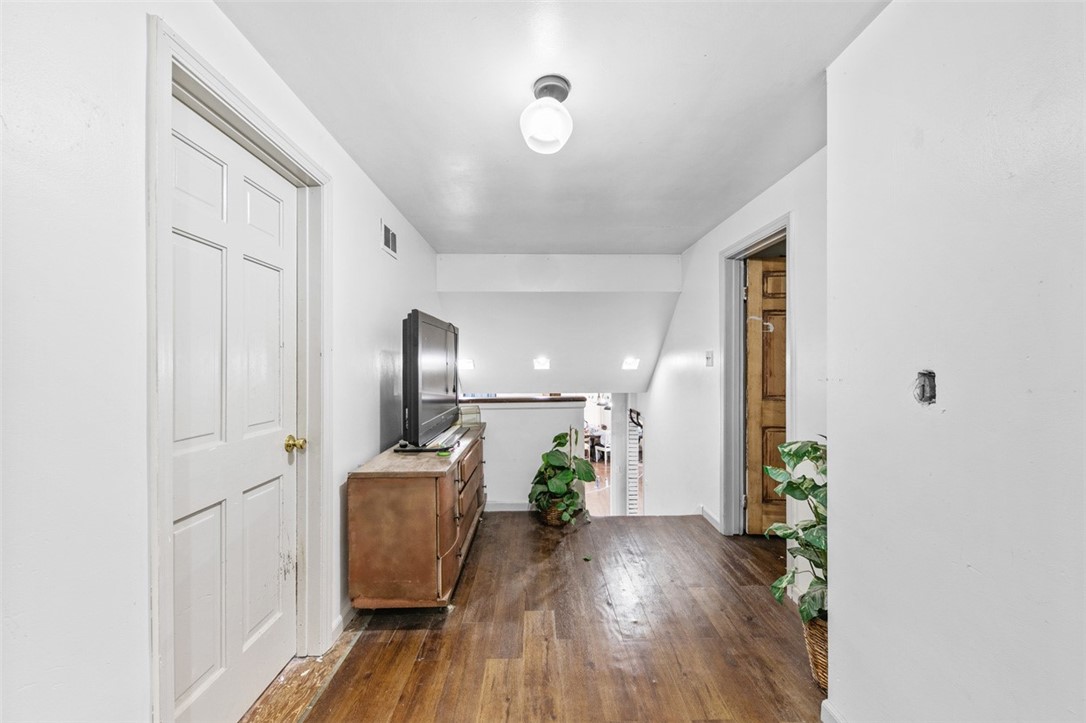 Bullskin Twp, Pennsylvania 15425, United States, 4 Bedrooms Bedrooms, ,3 BathroomsBathrooms,Residential,Active,252726