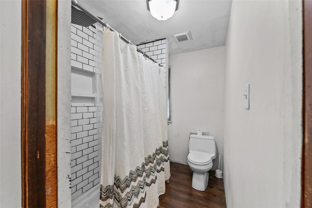 Bullskin Twp, Pennsylvania 15425, United States, 4 Bedrooms Bedrooms, ,3 BathroomsBathrooms,Residential,Active,252726