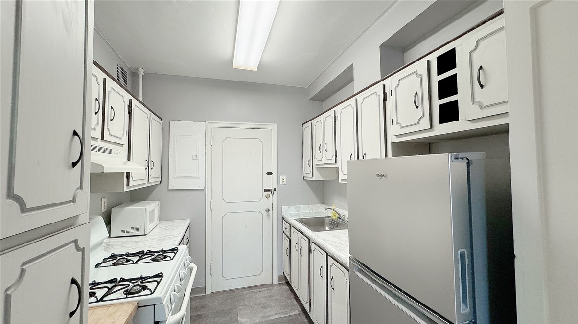 144 N Dithridge St #406, Oakland, Pennsylvania image 19