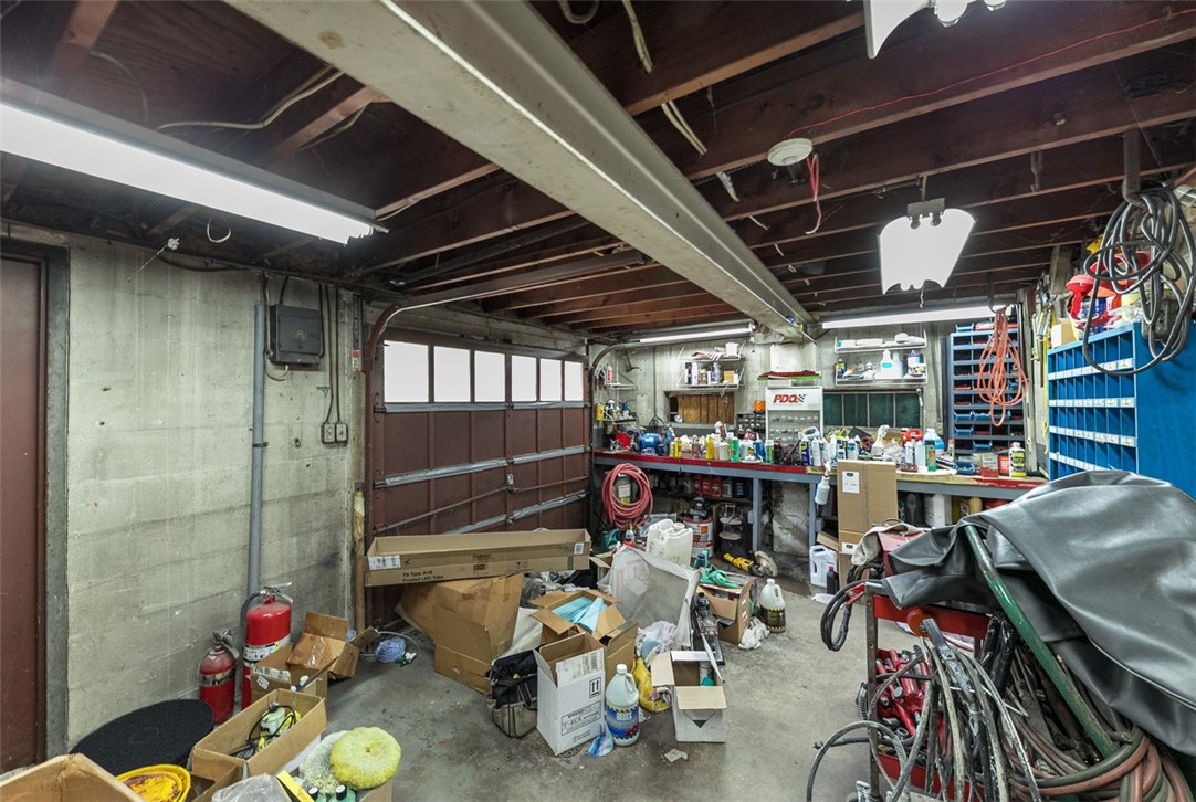 Murrysville, Pennsylvania 15632, United States, 3 Bedrooms Bedrooms, ,2 BathroomsBathrooms,Residential,Active,256176