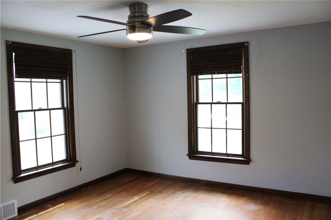 5827 Kings School Rd. Rd, Bethel Park, Pennsylvania image 24