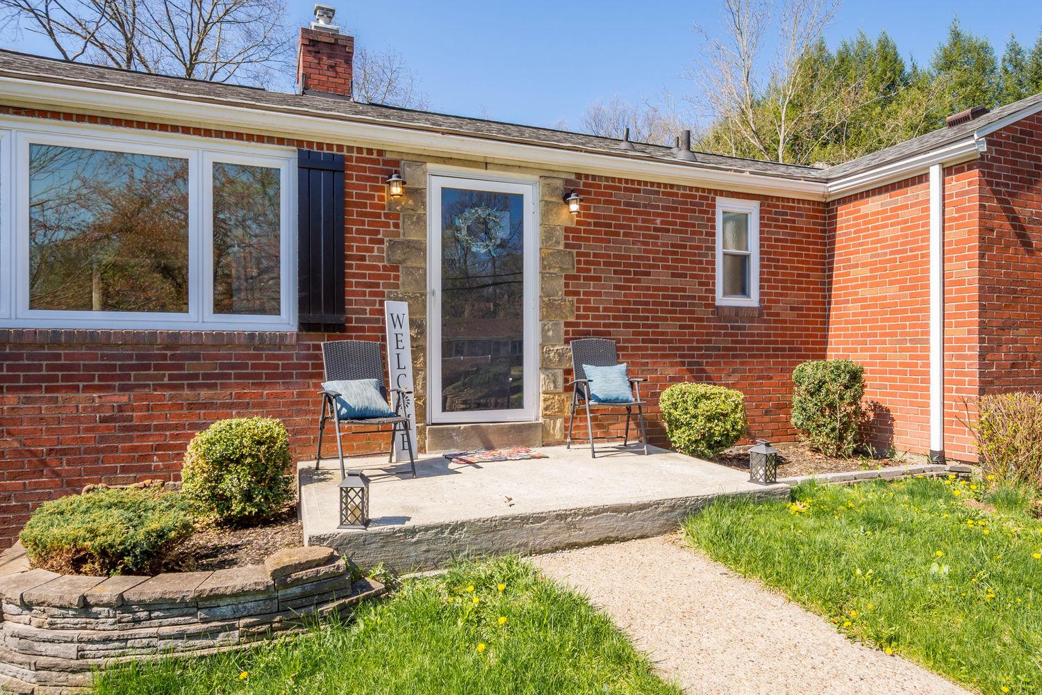 558 Rolling Green Drive