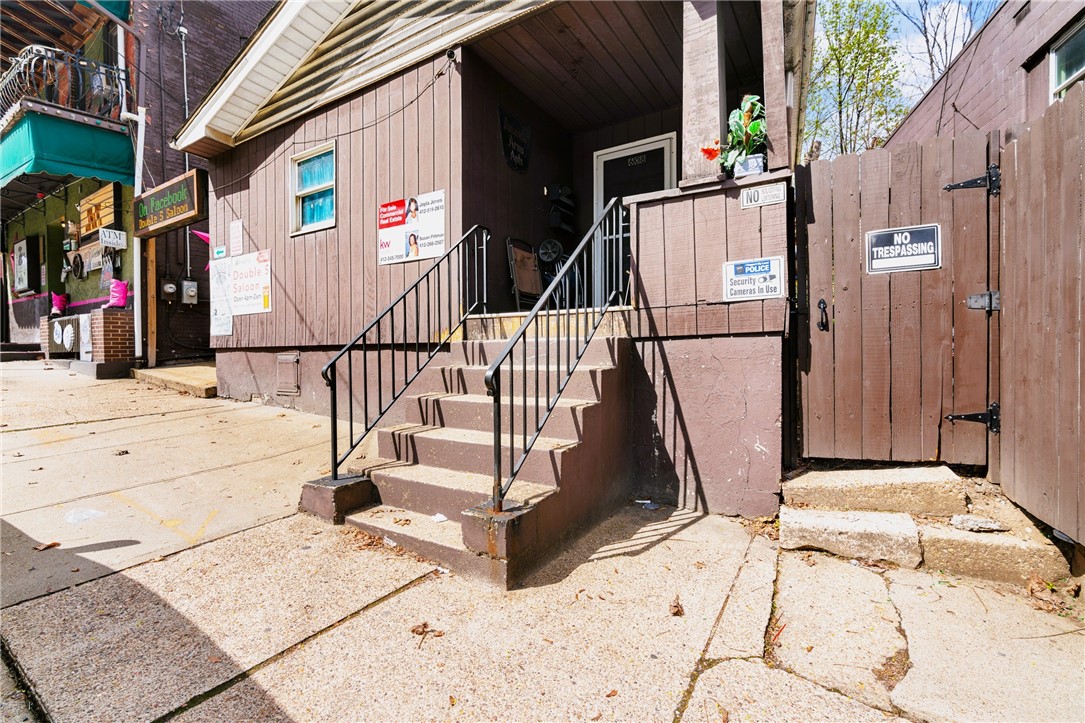 608 Evans Ave