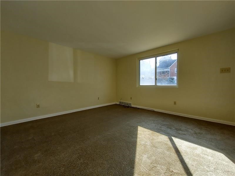 Trafford, Pennsylvania 15085, United States, 2 Bedrooms Bedrooms, ,1 BathroomBathrooms,Residential,Active,12674