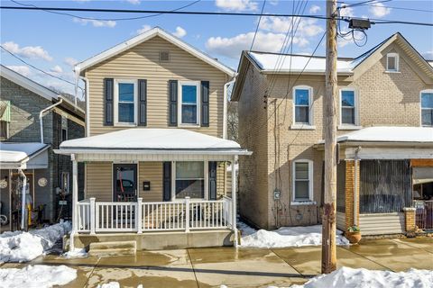 Homes For Sale - 1618 3rd Ave Ave<br/> Beaver Falls, PA 15010