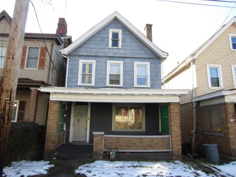 Photo of 153 Ormsby Ave, Pittsburgh, PA 15210 (MLS # 1735588)