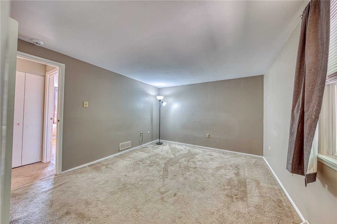 McCandless, Pennsylvania 15237, United States, 3 Bedrooms Bedrooms, ,3 BathroomsBathrooms,Residential,Contingent,45500