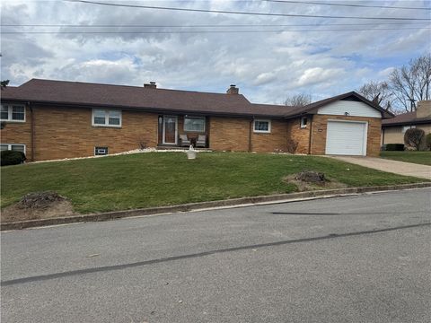 Homes For Sale - 1012 Princeton St<br/> Latrobe, PA 15650