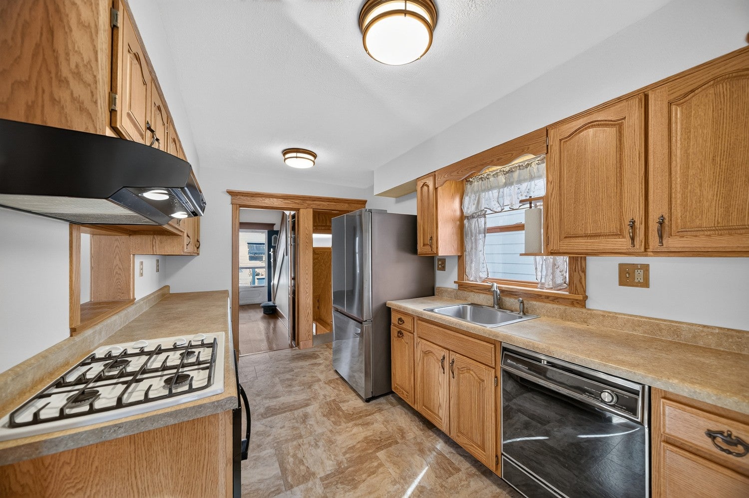 547 STAFFORD Avenue