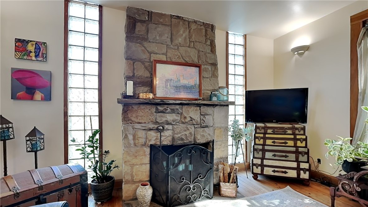 Hampton, Pennsylvania 15101, United States, 3 Bedrooms Bedrooms, ,2 BathroomsBathrooms,Residential,Active,223434