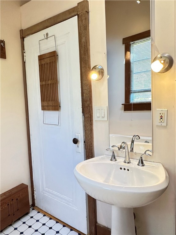 Hampton, Pennsylvania 15101, United States, 3 Bedrooms Bedrooms, ,2 BathroomsBathrooms,Residential,Active,223434