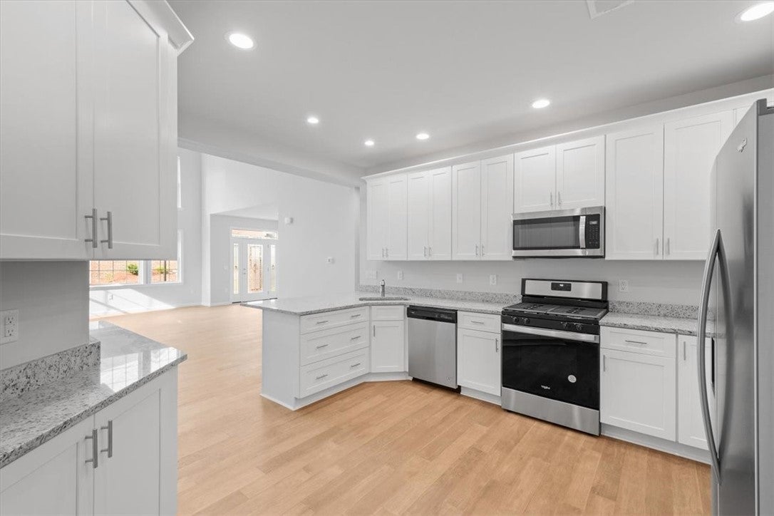 1558 NW Parkwood Pointe Dr