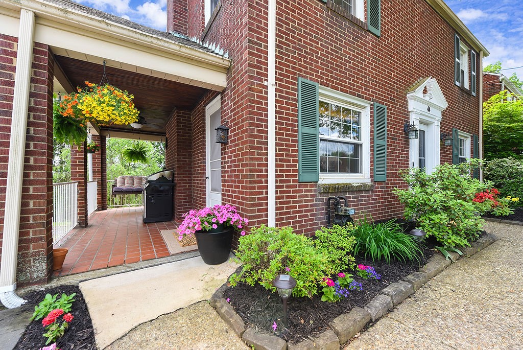 44 Pocono Dr