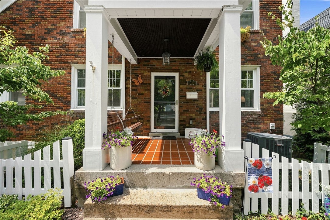 310 Morrison Drive