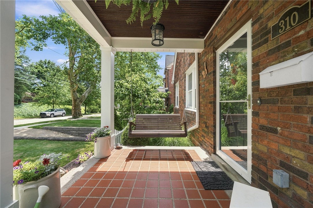 310 Morrison Drive