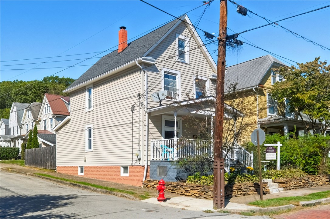 City Of But NW, Pennsylvania 16001, United States, 3 Bedrooms Bedrooms, ,2 BathroomsBathrooms,Residential,Contingent,226297