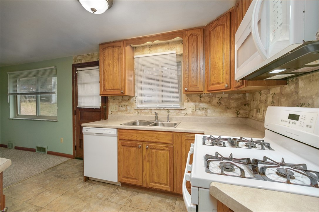 Monroeville, Pennsylvania 15146, United States, 2 Bedrooms Bedrooms, ,1 BathroomBathrooms,Residential,Active,176507