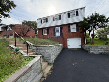 193 Sheldon Ave Green Tree PA 15220