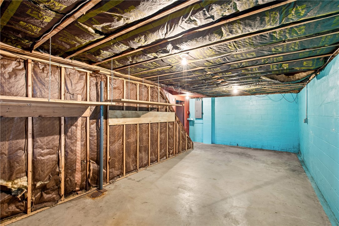 Somerset Boro, Pennsylvania 15501, United States, 2 Bedrooms Bedrooms, ,1 BathroomBathrooms,Residential,Active,236894