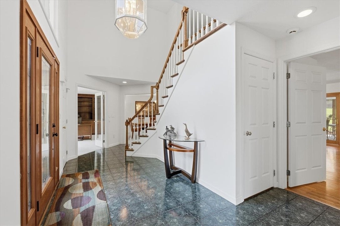 210 Reichold Rd