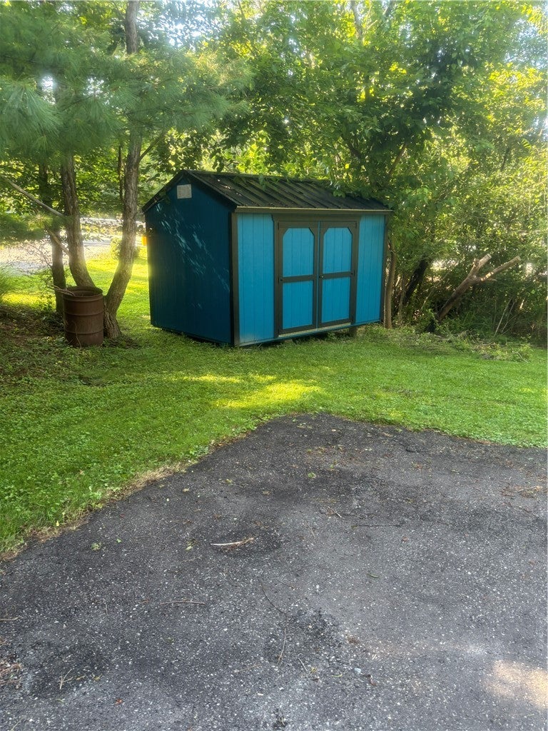 4016 Gibsonia Rd