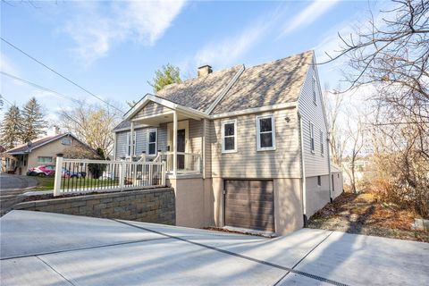 Photo of 5 N Park Rd, Pittsburgh, PA 15229 (MLS # 1752732)