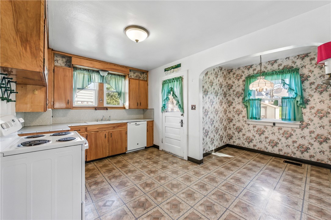461 Service Ave Ave, Sharon, Pennsylvania image 12